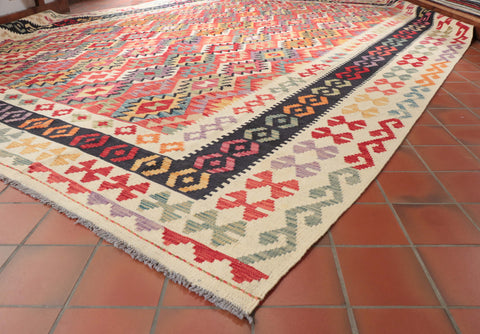 Handmade oversize Afghan Kilim - CB309410