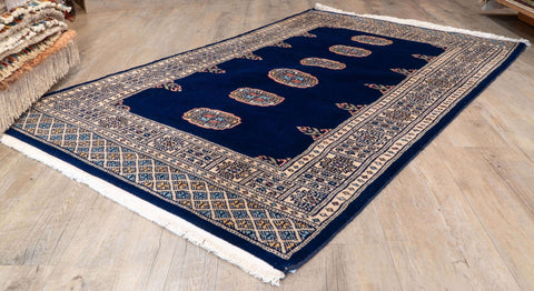 Handmade Pakistan Bokhara rug - 310386